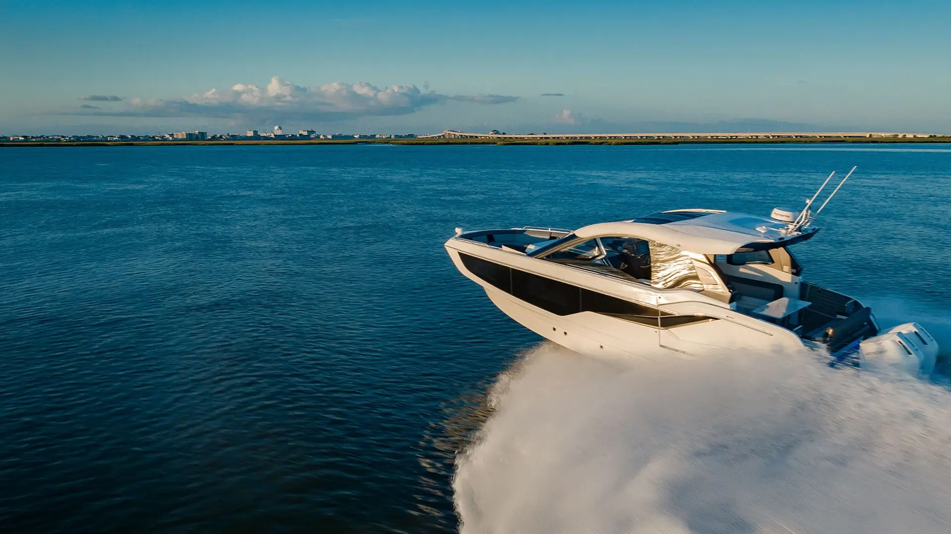 Galeon Yachts photo