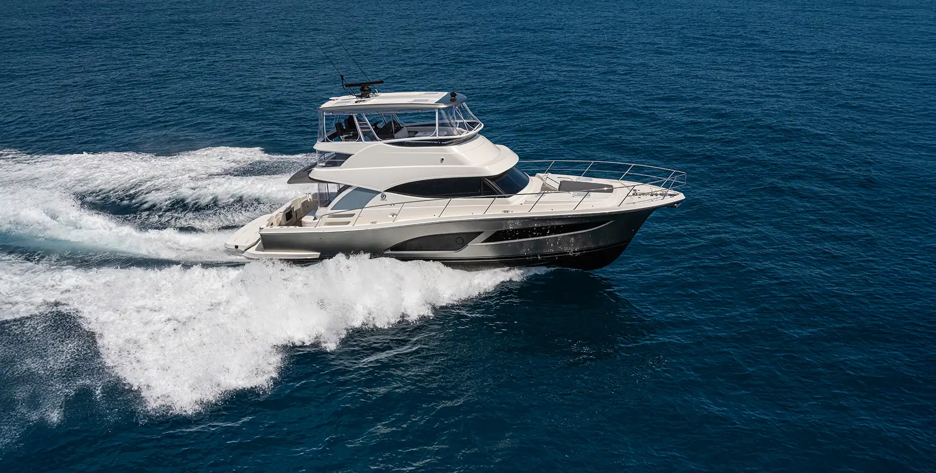 46 Sports Motor Yacht