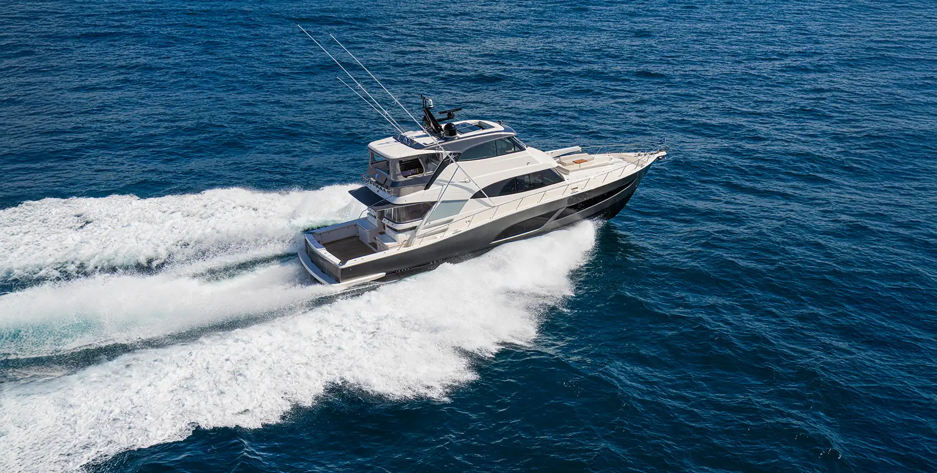 72 Sports Motor Yacht